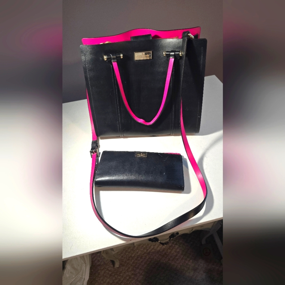 Kate Spade Black and Pink Tote Bag with Bold Design